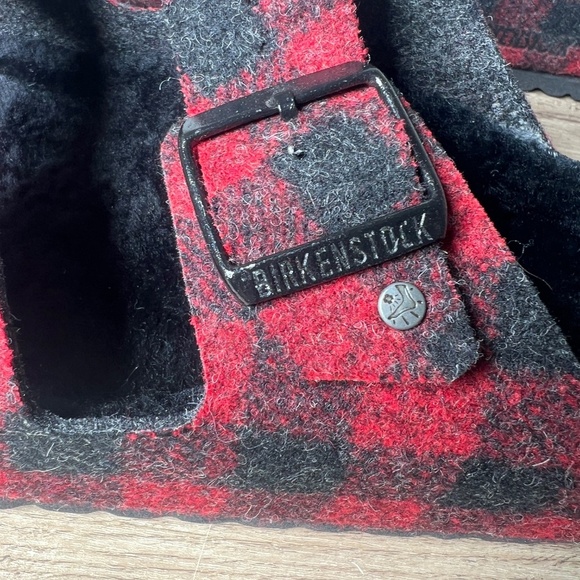 BIRKENSTOCK Arizona Rivet plaid red sandals - Picture 5 of 7